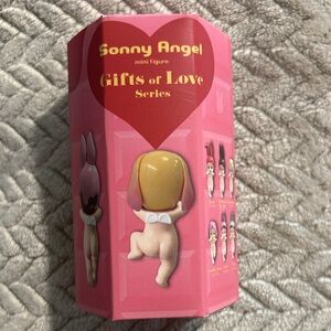 Sonny Angel mini figure- Gifts of Love Series